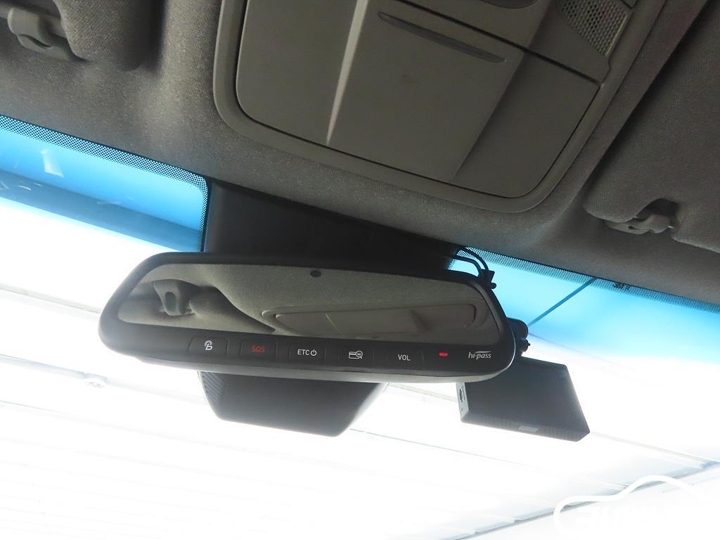 Hyundai Santa Fe Santa Fe TM Diesel 2.0 2WD thumbnail 12