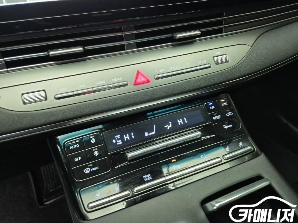 Hyundai Grandeur The New Grandeur IG Hybrid Premium thumbnail 8