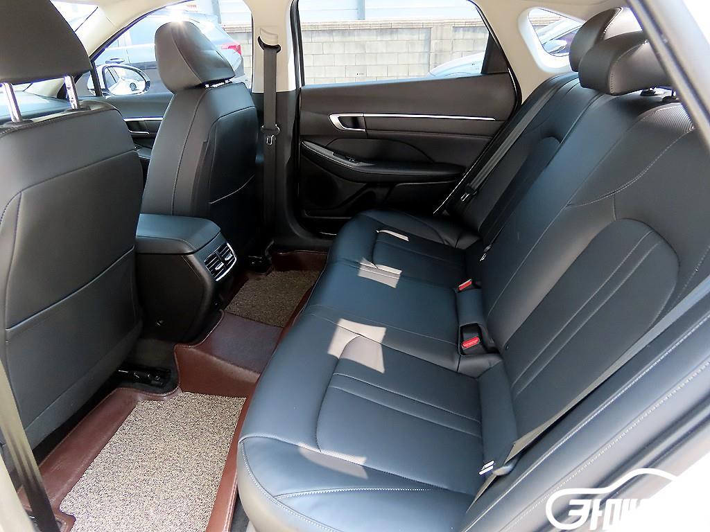 Hyundai Sonata Sonata The Edge LPG 2.0 thumbnail 6