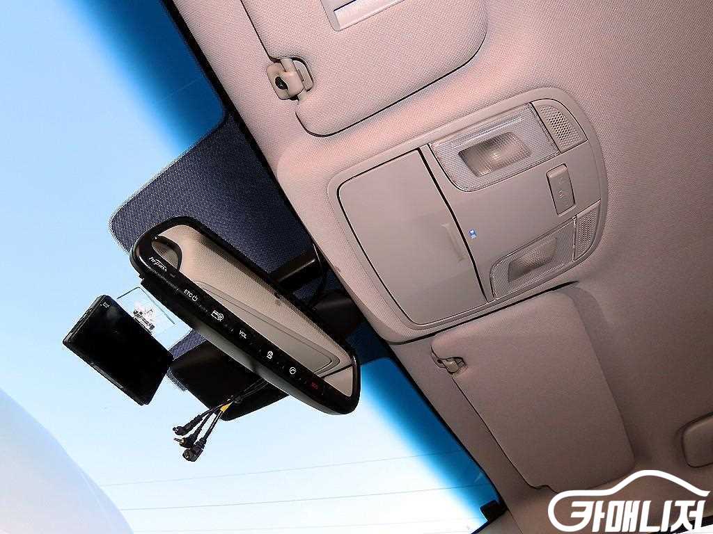 Hyundai Sonata 2.0 Smart thumbnail 16