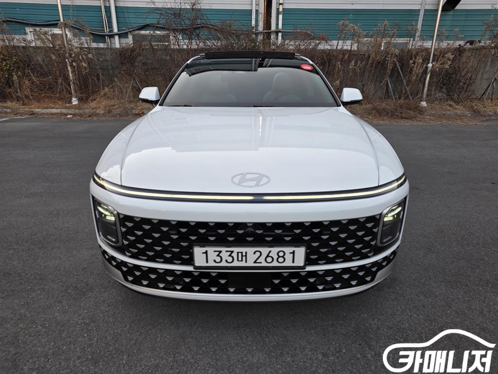 Hyundai Grandeur Gasoline 2.5 2WD thumbnail 2