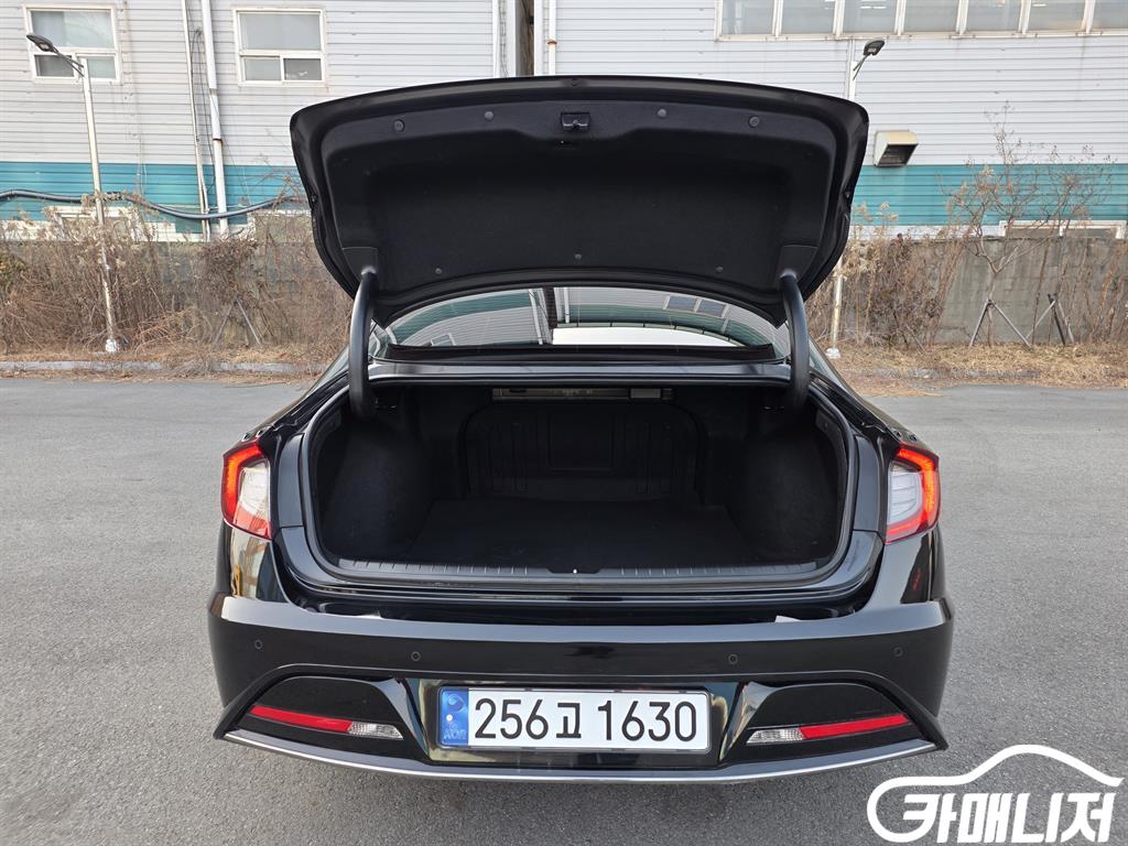 Hyundai Sonata 2.0 Premium Peulreoseu thumbnail 15