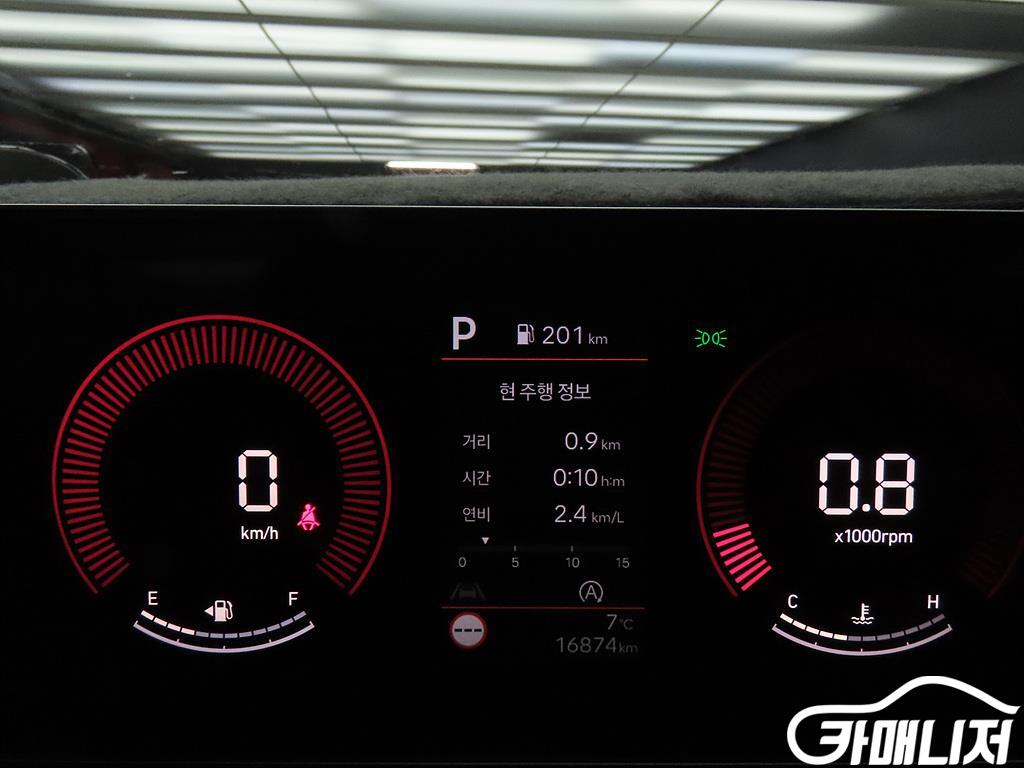 Hyundai Santa Fe Santa Fe MX5 Gasoline 2.5T 2WD Exclusive thumbnail 9