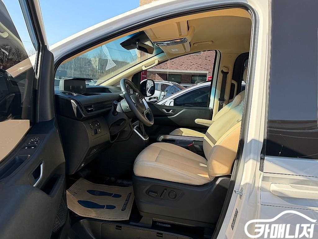 Hyundai Staria LPG Cargo Modern thumbnail 7