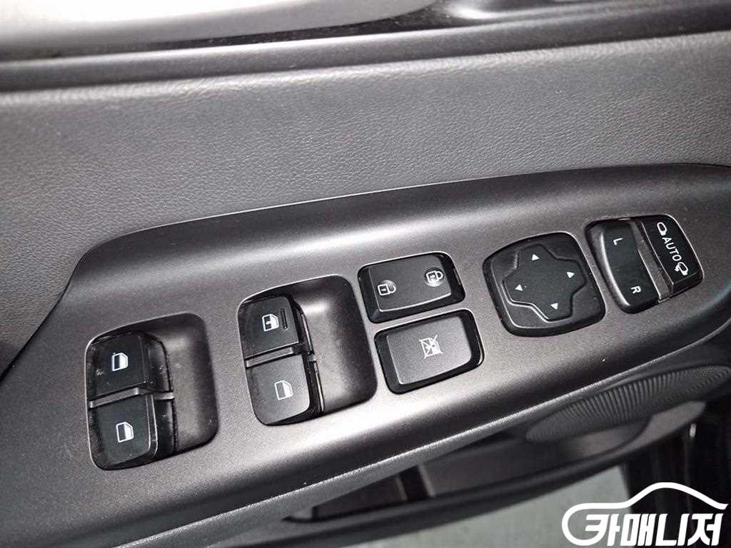 Hyundai Kona 1.6 Turbo 2WD thumbnail 12