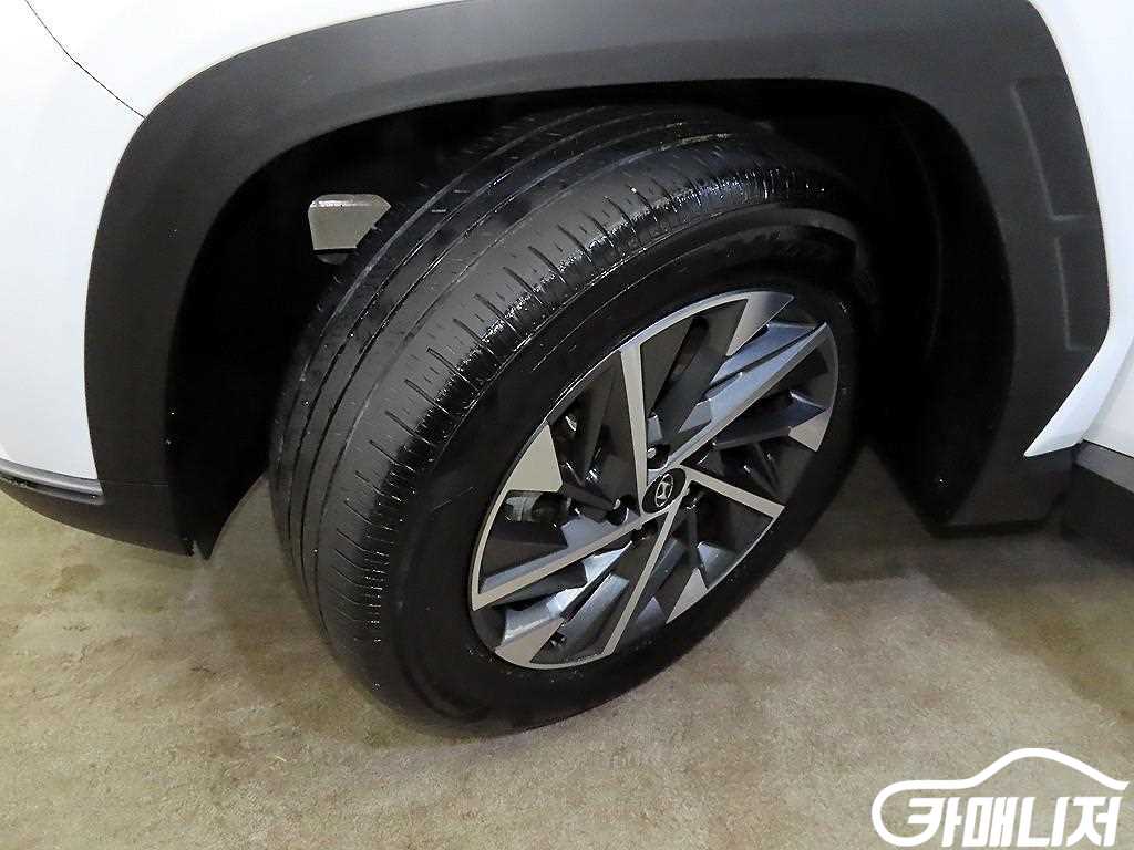 Hyundai Tucson Gasoline 1.6 Turbo 2WD Premium thumbnail 20