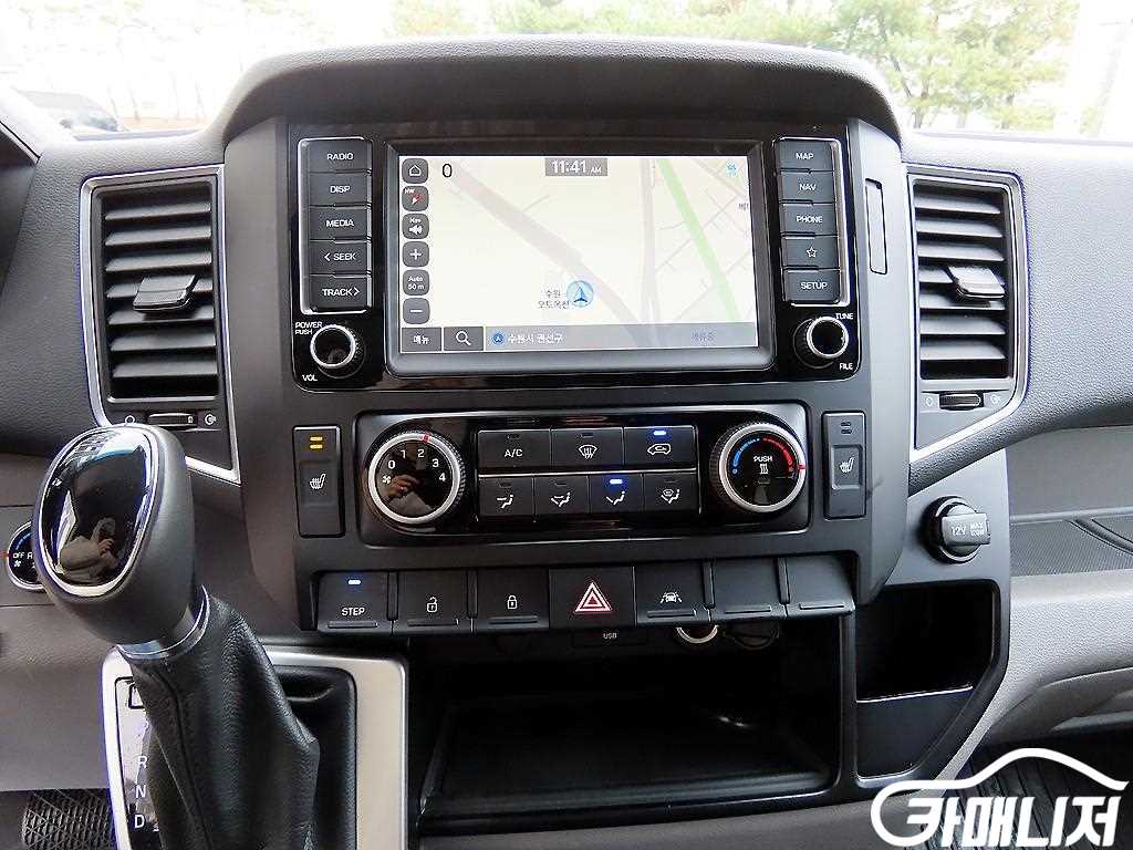 Hyundai Solati Luxury thumbnail 15