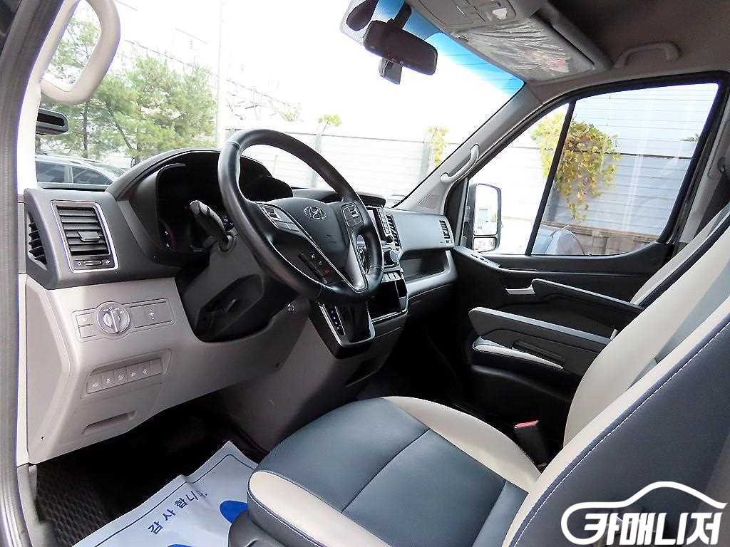 Hyundai Solati Luxury thumbnail 8