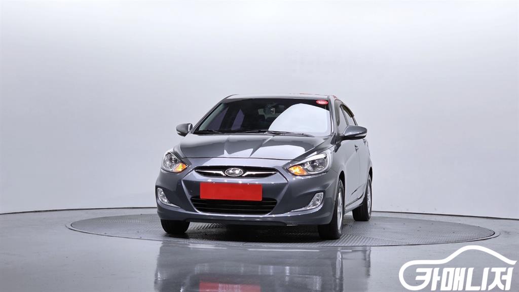 Hyundai Accent AccentFacelift 1.4VVT Premier thumbnail 3