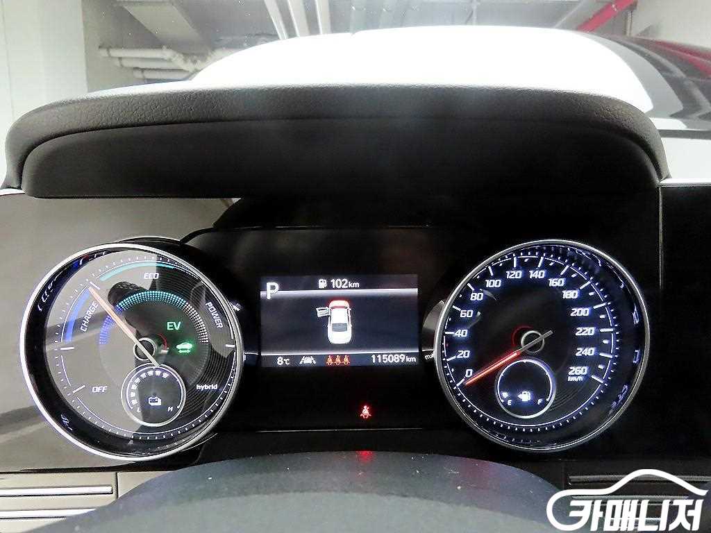 Hyundai Grandeur The New Grandeur IG Hybrid Premium Choice thumbnail 6