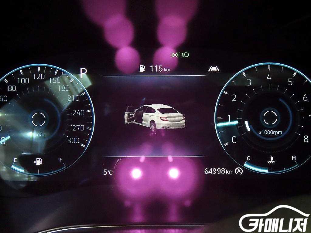 Genesis G70 The New G70 Gasoline 2.0T 4WD thumbnail 9