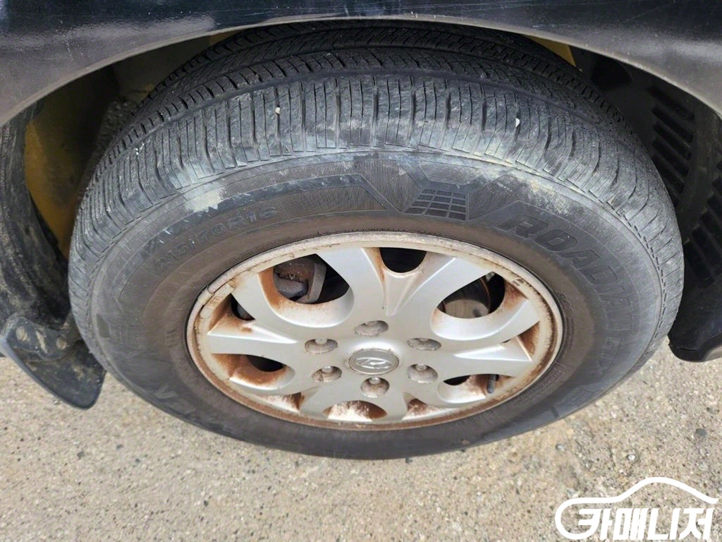 Hyundai Starex Grand Starex 12-Seater Wagon thumbnail 12