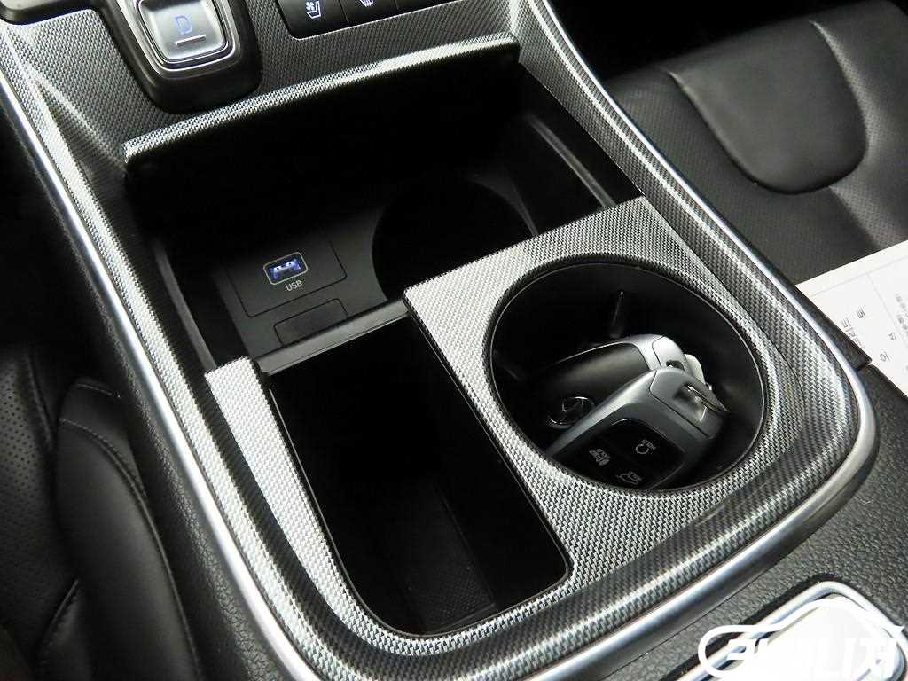 Hyundai Santa Fe The New Santa Fe Hybrid 1.6 2WD Prestige thumbnail 10