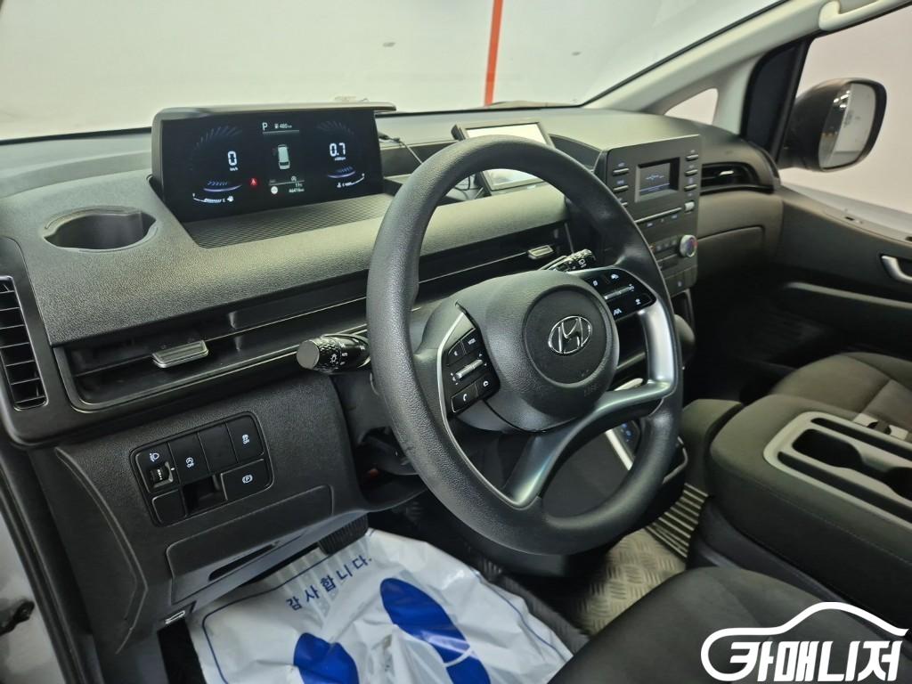 Hyundai Staria 2WD Diesel Cargo Smart thumbnail 7